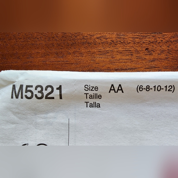 McCall's gown "Bridal Elegance" sewing pattern #M5321, sz: 6-12, NEW! - Picture 2 of 13